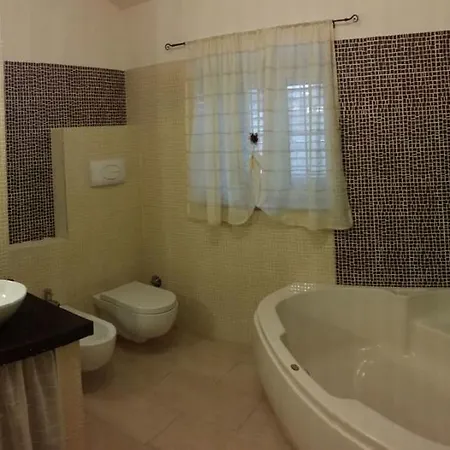 Pian Del Nocleg ze śniadaniem